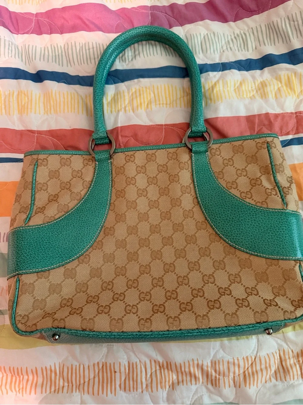 Gucci Abbey Tote   Beige GG Canvas Tote with Teal Leather Accents